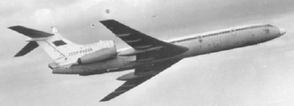 Tupolev Tu-155 con uno de sus motores alimentado con hidrgeno lquido, que vol en 1988. Los rusos alcanzaron en esa fecha el mismo nivel tecnolgico que Estados Unidos en la dcada de los 50, pero con un avin de mayor envergadura.